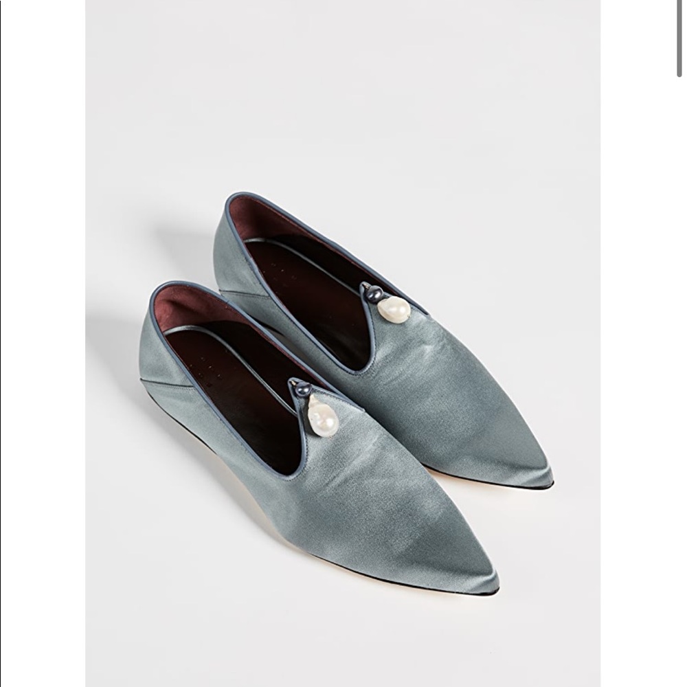 Trademark Vermeer Charm Slippers